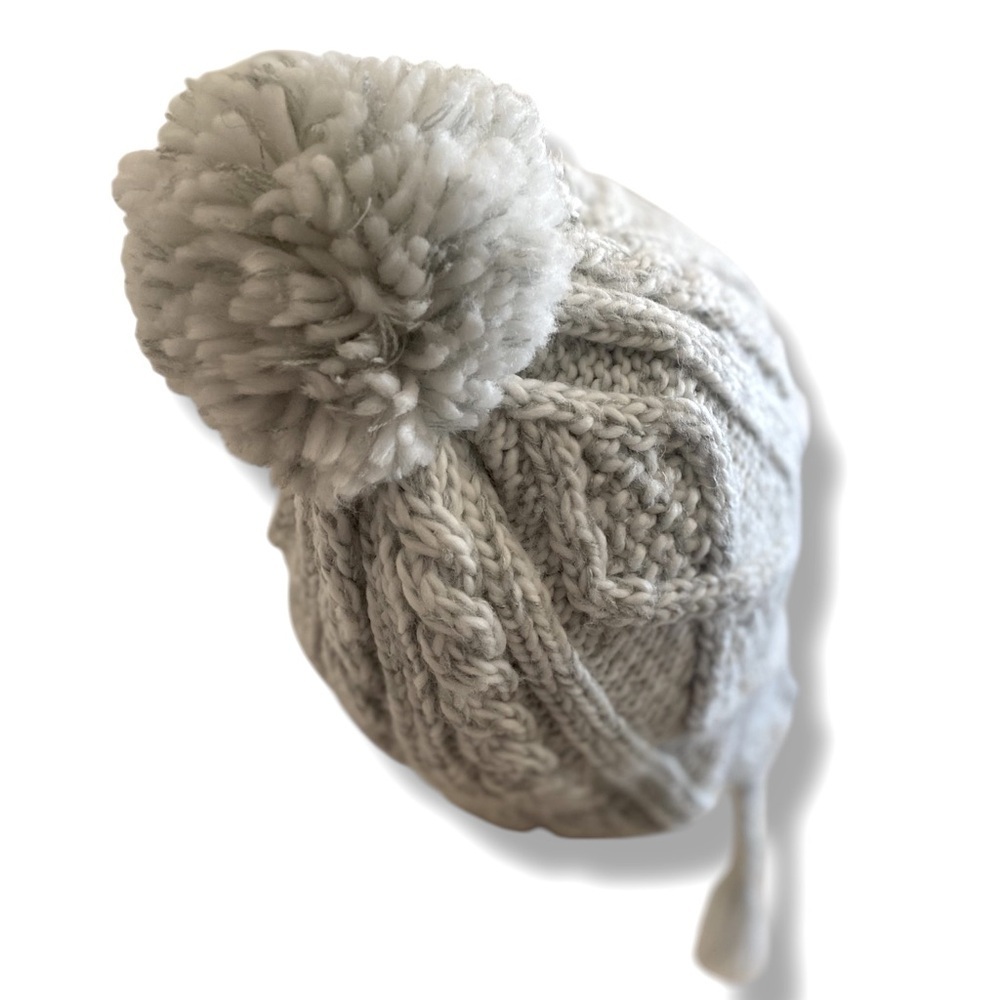 H&M Vintage Chunky Cable Knit Ear Flap Beanie Hat Fleece Lined Size 4-8Y NWOT